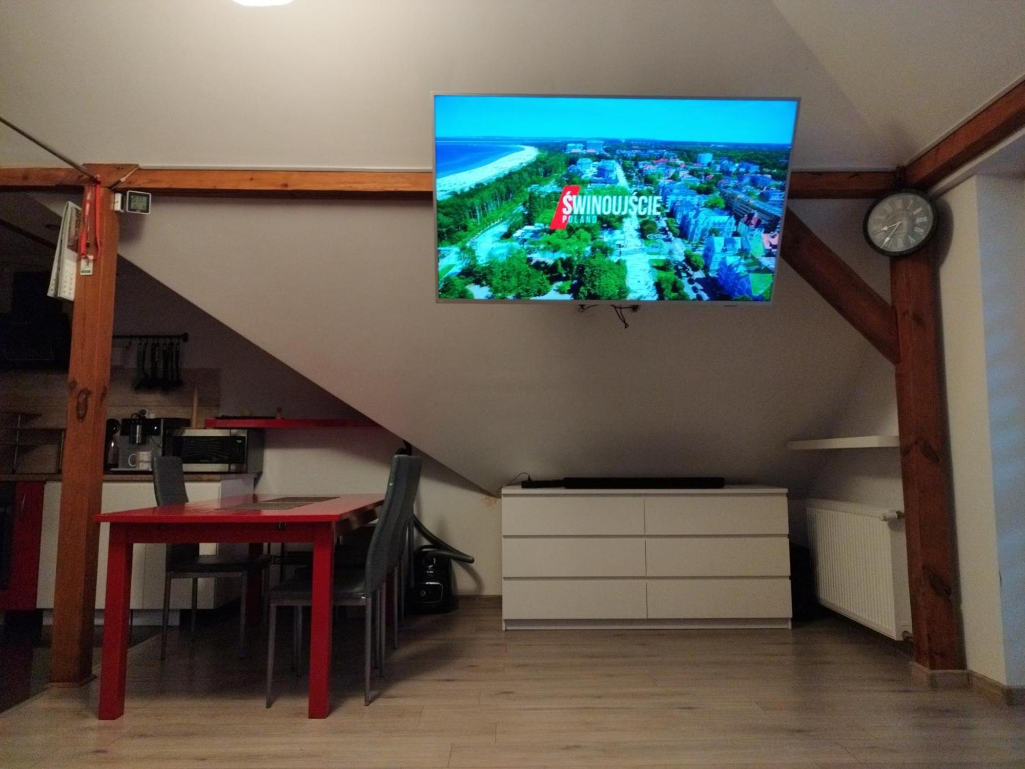 Apartament Przy Wiezy シフィノウイシチェ エクステリア 写真