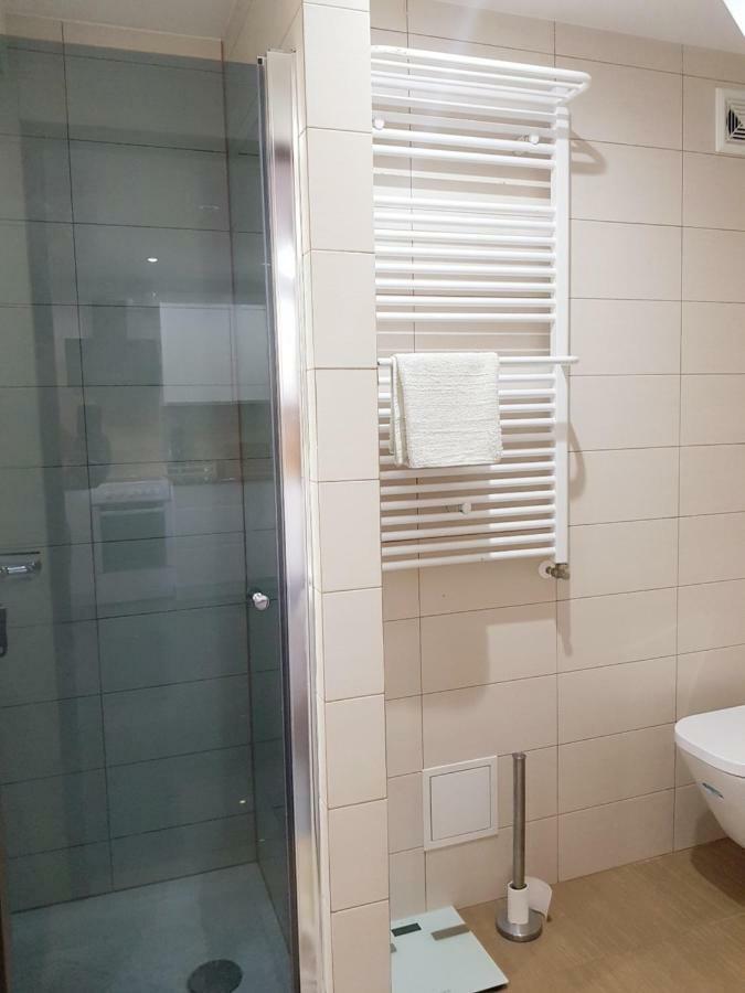 Apartament Przy Wiezy シフィノウイシチェ エクステリア 写真
